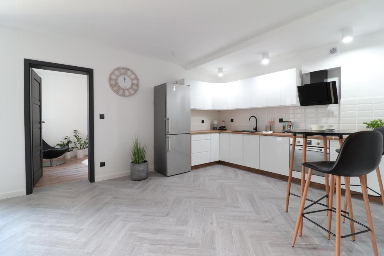 Niron Apartament Walcz Appartement Buitenkant foto